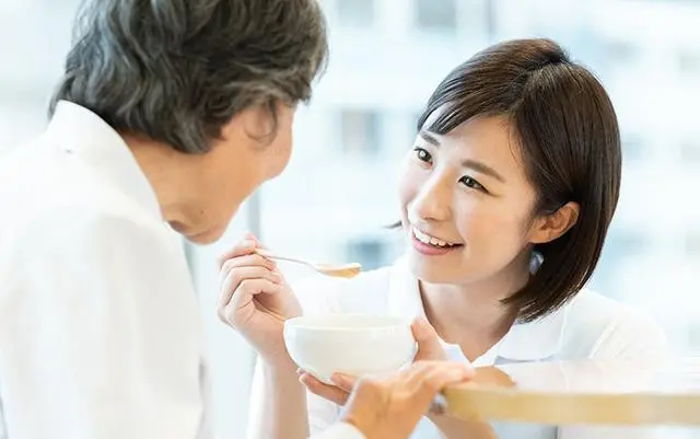南京医院陪护怎么找-江苏省肿瘤医院护工多钱一